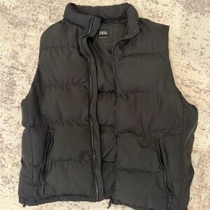 Zara Classic Black Puffer Vest